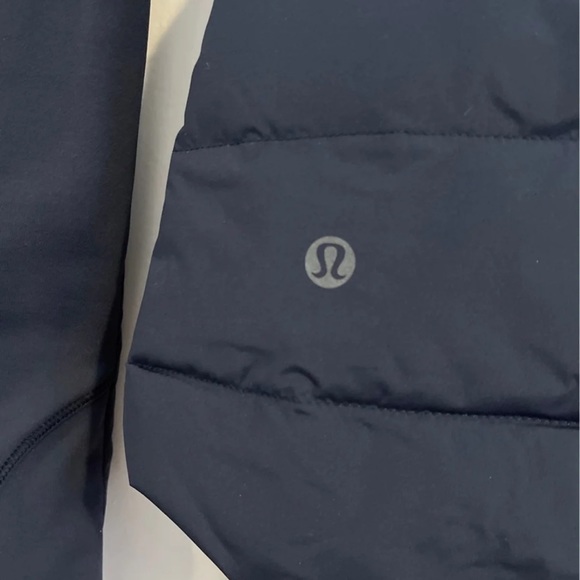 Lululemon Jacket - Picture 3 of 4